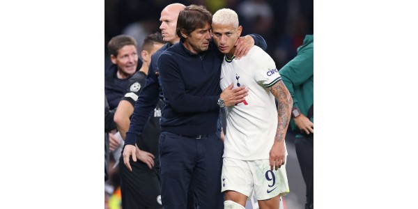 Conte reageert direct op de uitbarsting van Richarlison